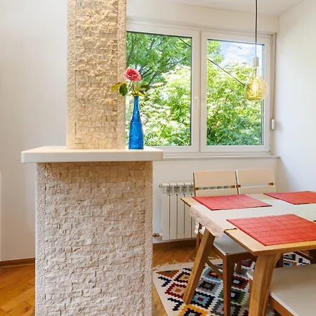 아파트 Modern & Fully Equipped Near Bus Station *