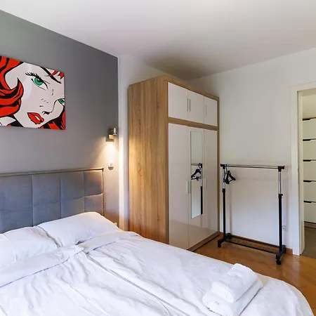 Modern & Fully Equipped Near Bus Station