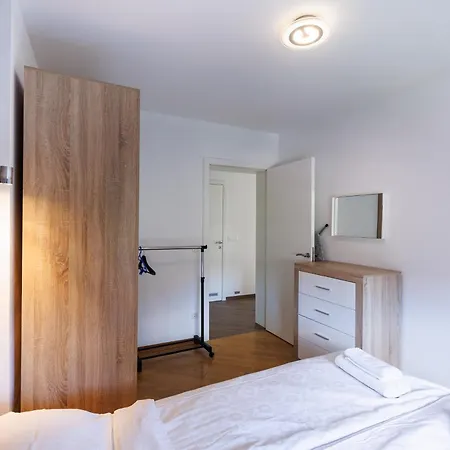 Modern & Fully Equipped Near Bus Station 사라예보